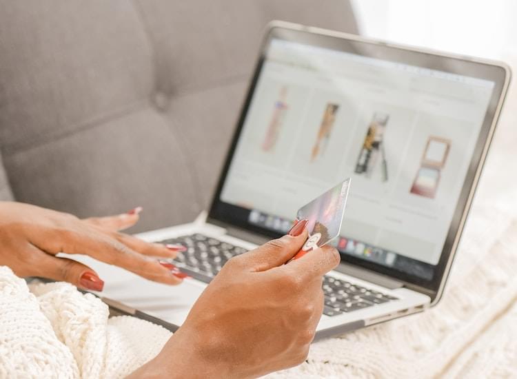 How To Choose the Right Credit Card for Your Needs